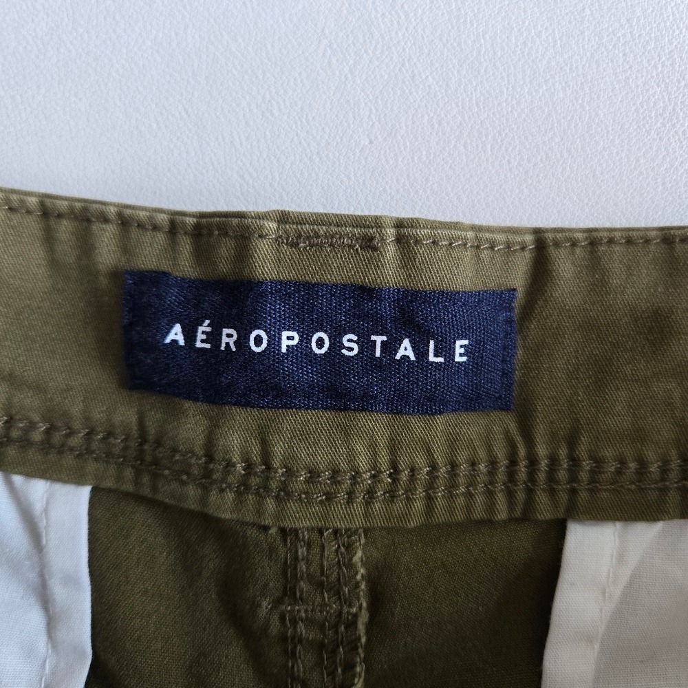 Aeropostale Olive Green Stretch Chino Shorts Women's Size 32 Casual Everyday - Picture 6 of 10